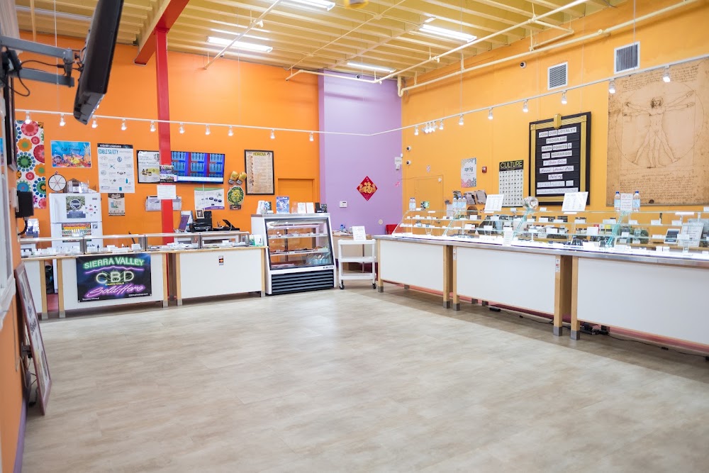 10th Street Cannabis CO. photo 8