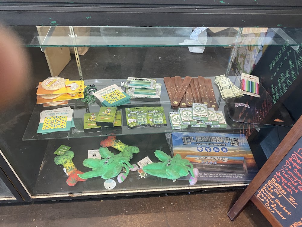 1up Dispensary photo 6