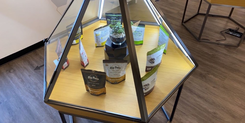 365 Recreational Cannabis photo 2
