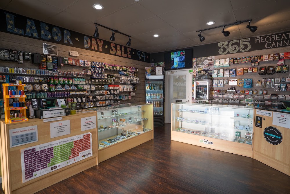 365 Recreational Cannabis photo 8