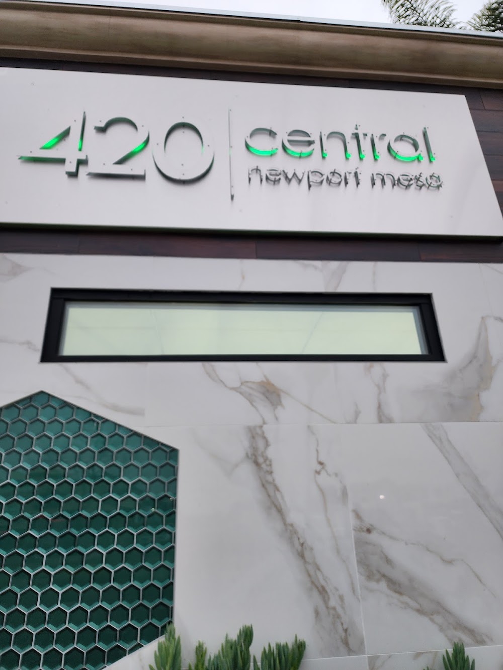 420 Central Newport Mesa photo 1
