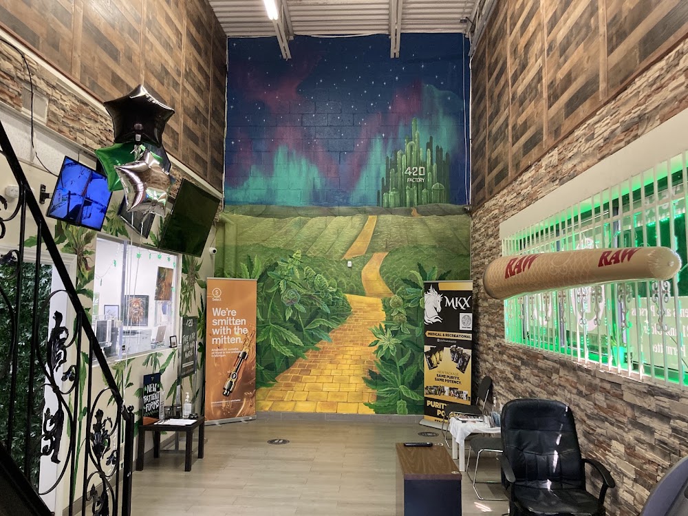 420 Factory photo 6