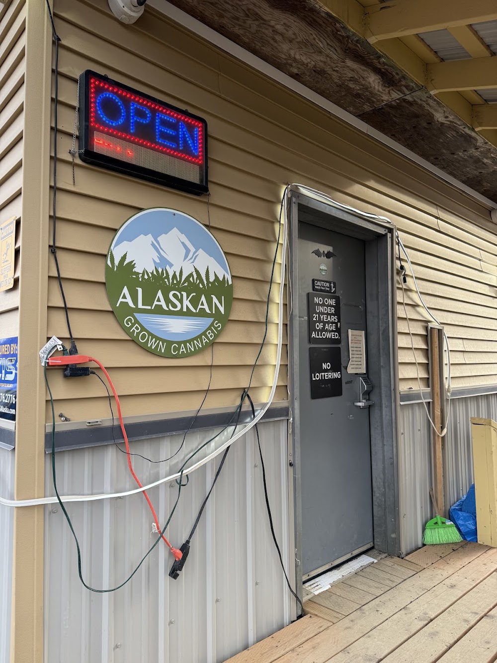 Alaskan Grown Cannabis photo 1