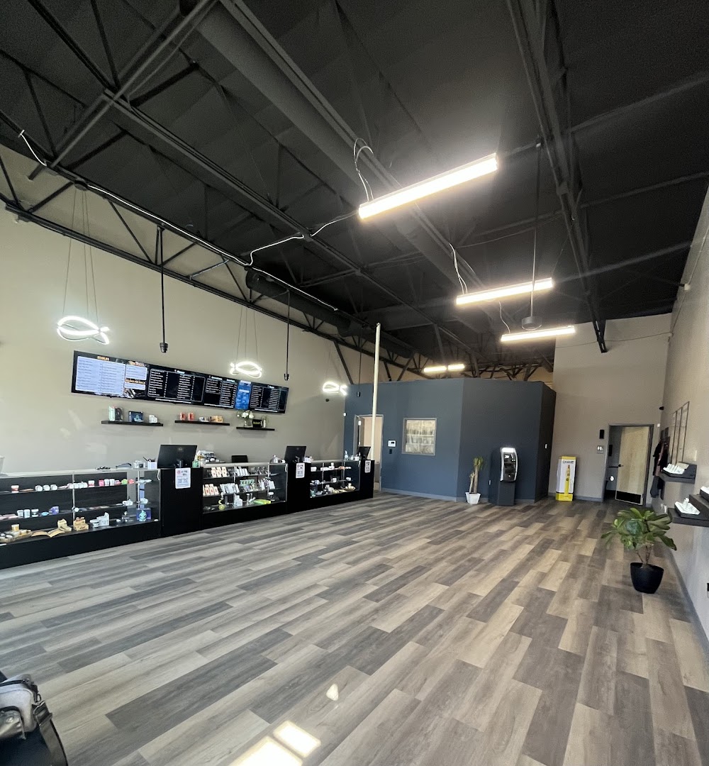 Altitude Dispensary - Vista Oeste photo 5
