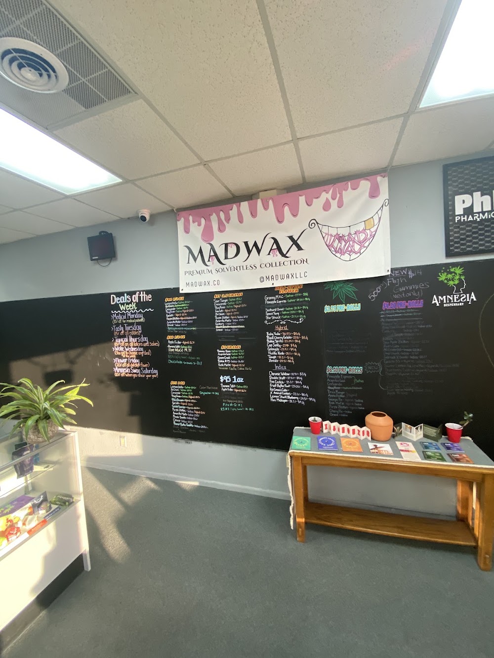 Amnesia Dispensary - Juan Tabo photo 7