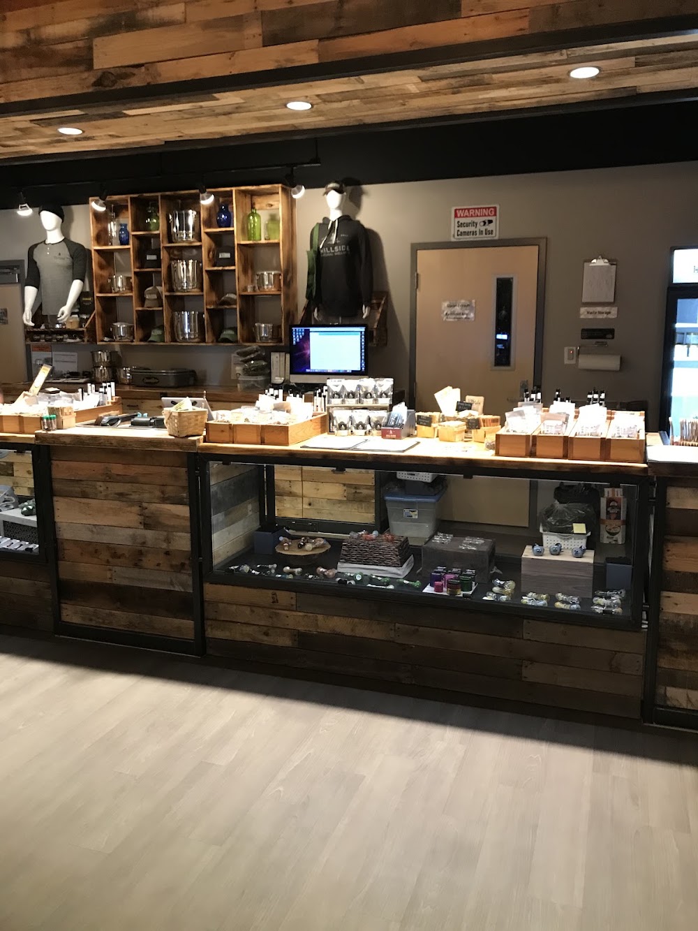 Anchorage Dispensary Hillside Natural Wellness photo 8