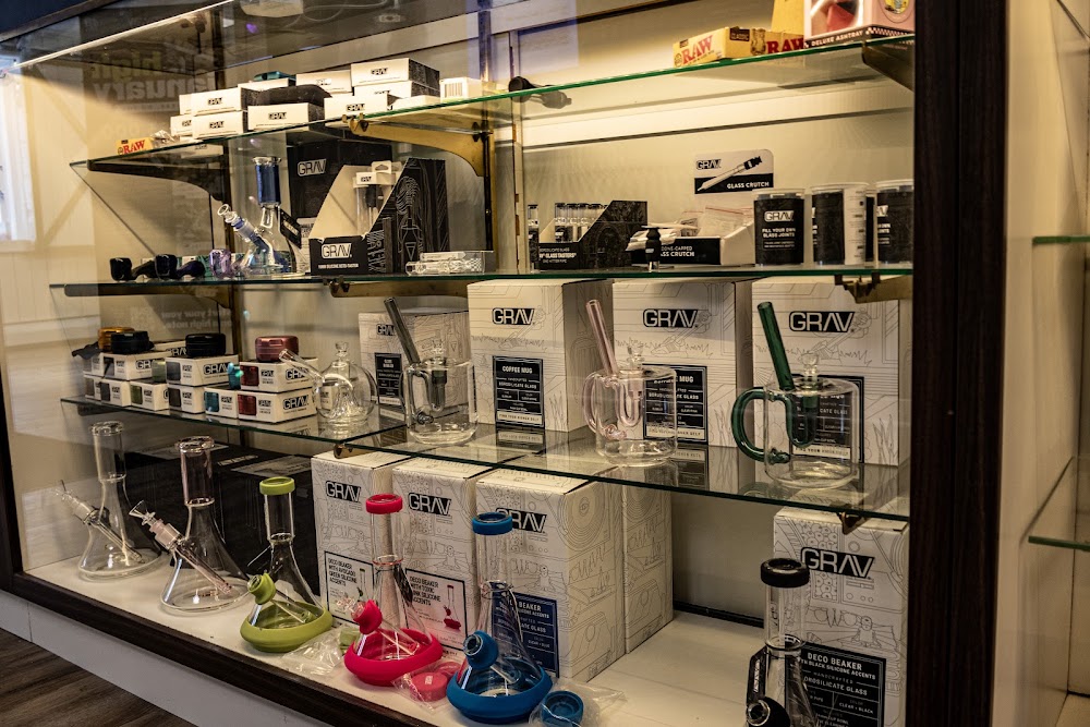 Andover Cannabis photo 1