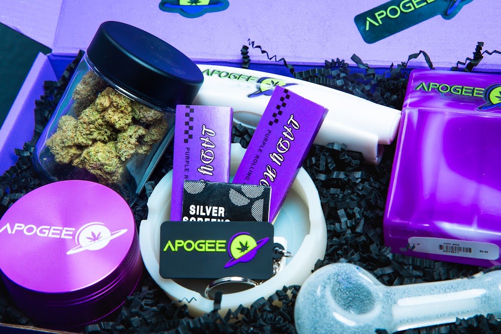 Apogee - Drive Thru photo 4