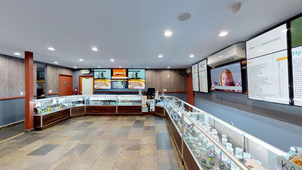 Apothecary 420 photo 3