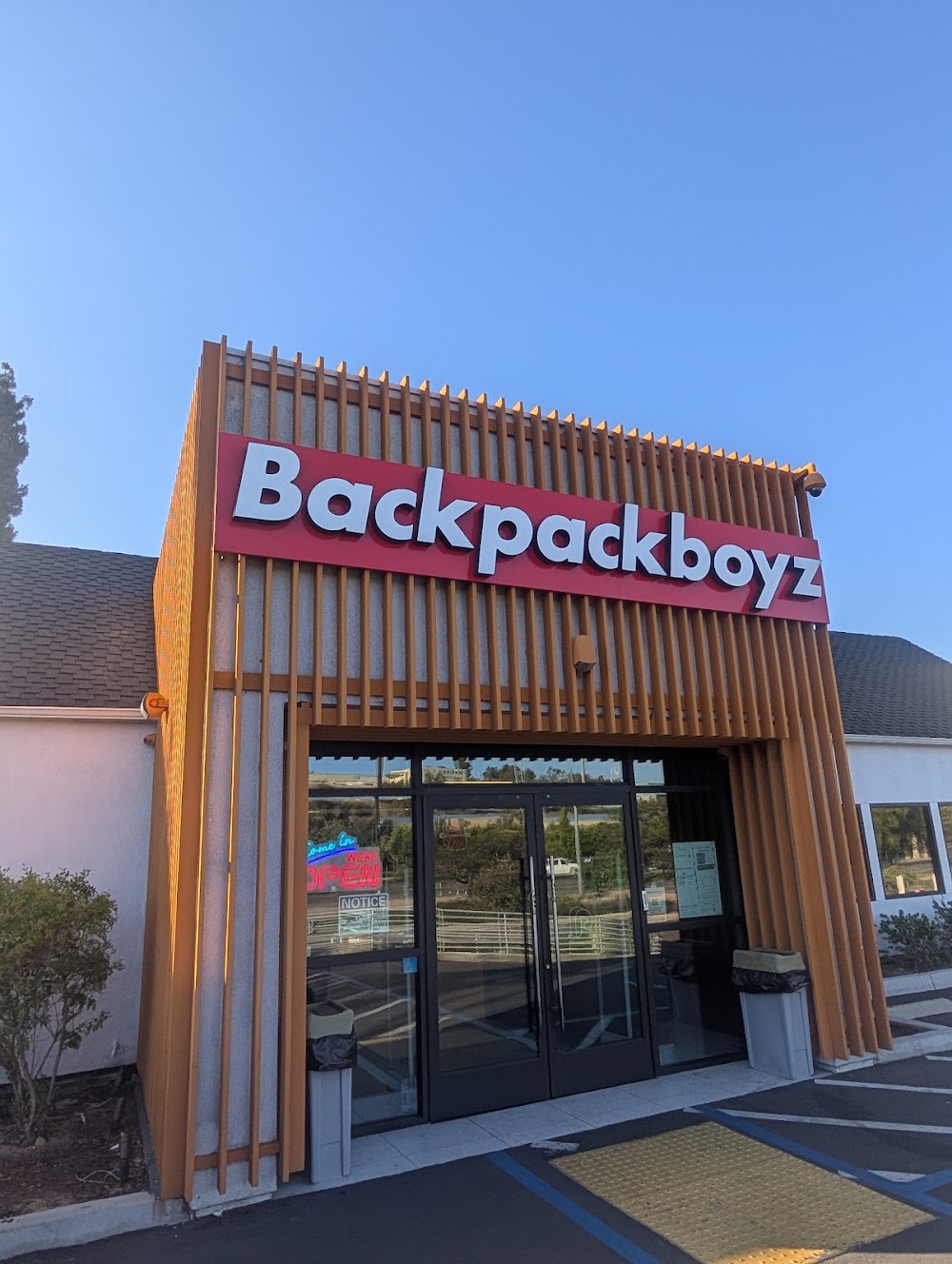 Backpack Boyz photo 7