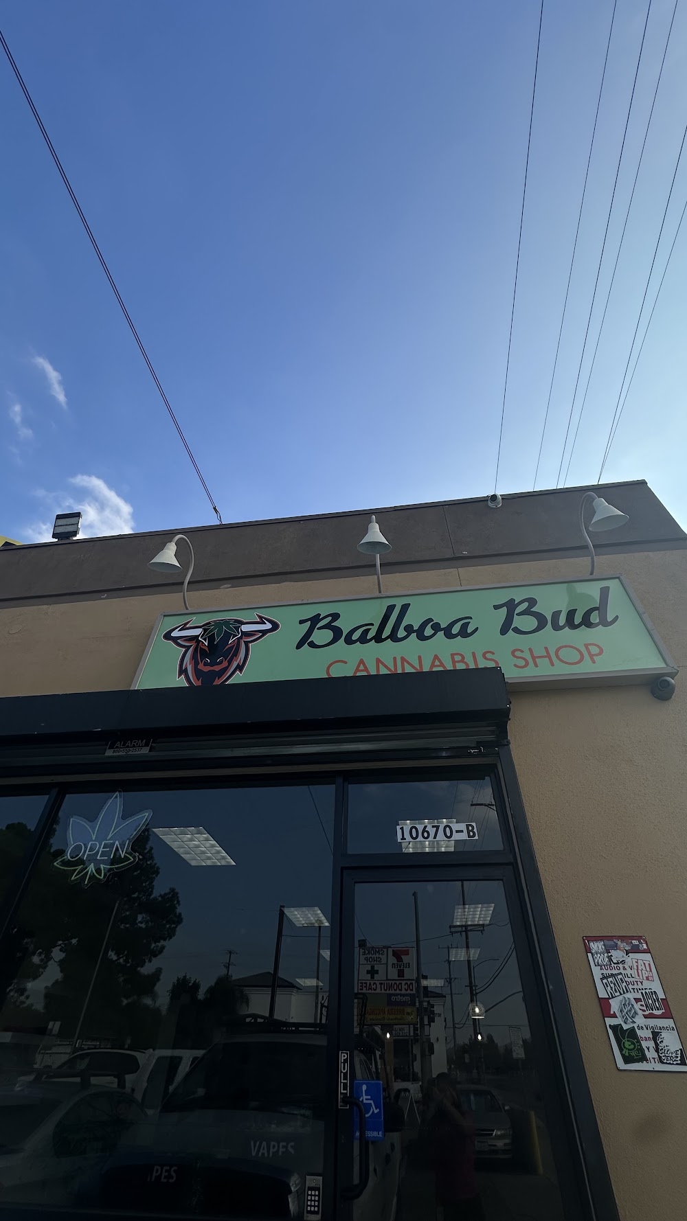 Balboa Bud photo 1