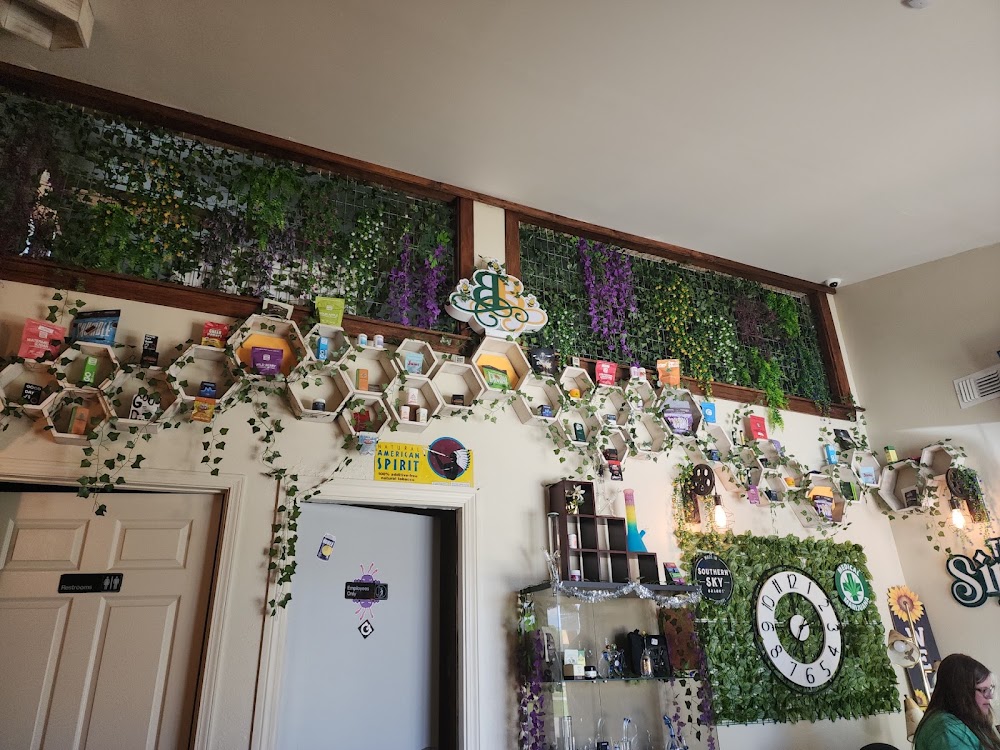 Bee's Buds Dispensary Wiggins photo 4