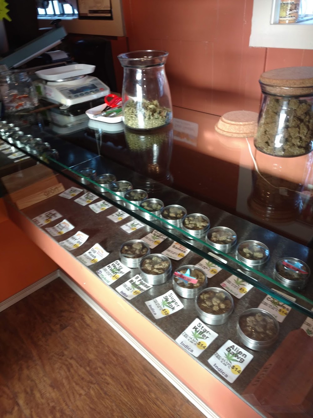 Bernie's Universal Dispensaries photo 6