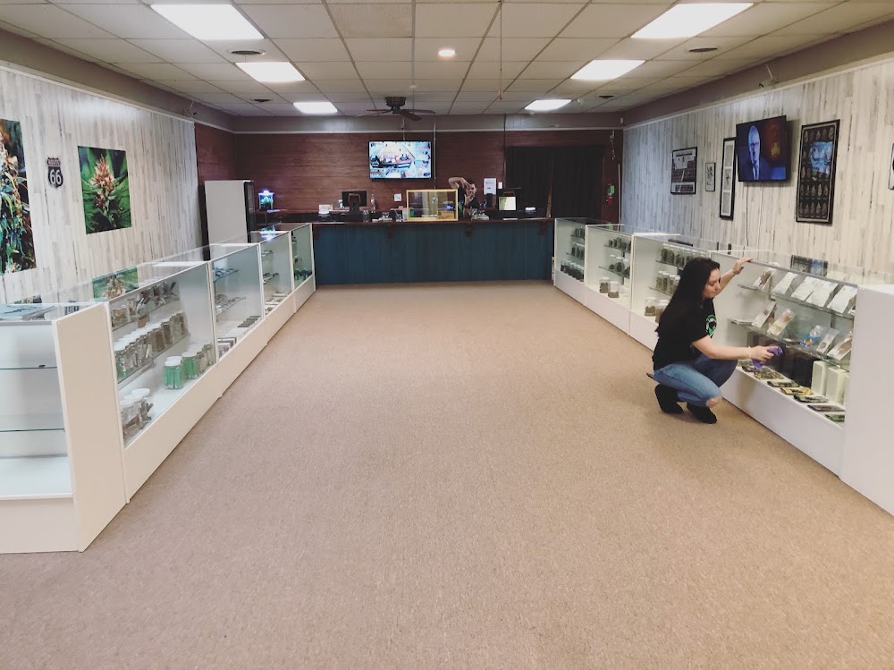 Big Buds Dispensary - Chandler photo 8