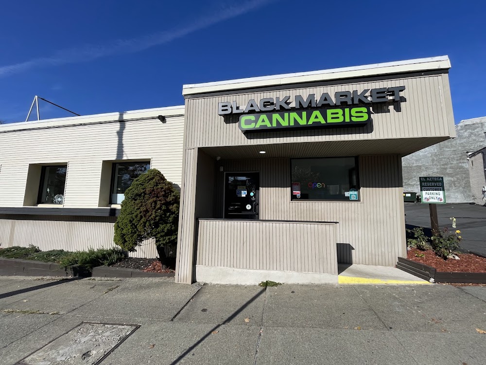 Black Market Canna CO photo 5