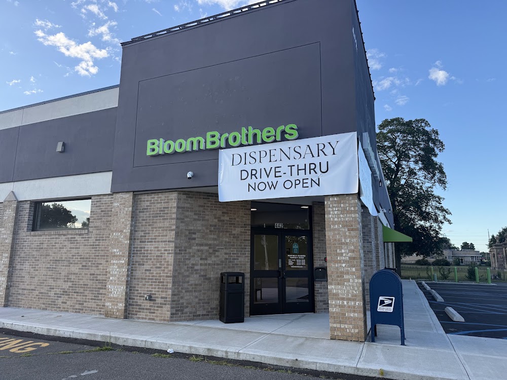 Bloom Brothers photo 1