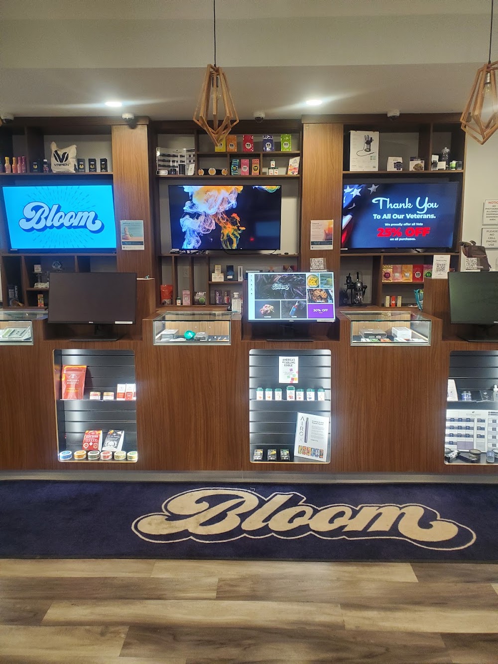 Bloom Medicinals photo 4