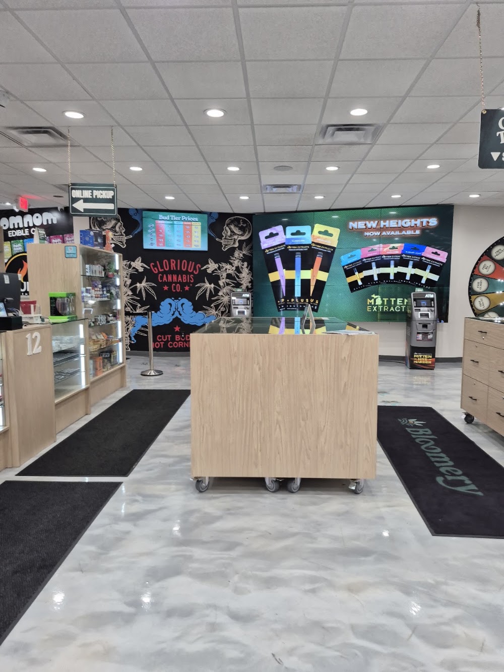 Bloomery Cannabis Mt. Clemens photo 4