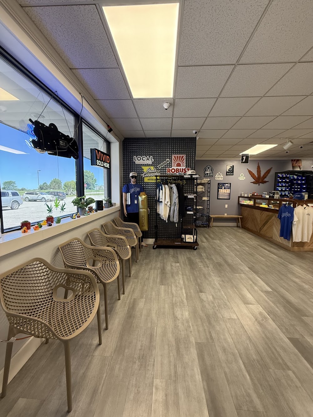 Blue Sage Cannabis Deli, Dispensary Outlet, Come See Your Buds photo 3