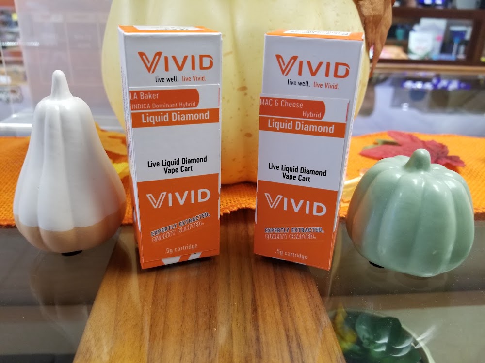 Blue Sage Cannabis Deli, Dispensary Outlet, Come See Your Buds photo 7
