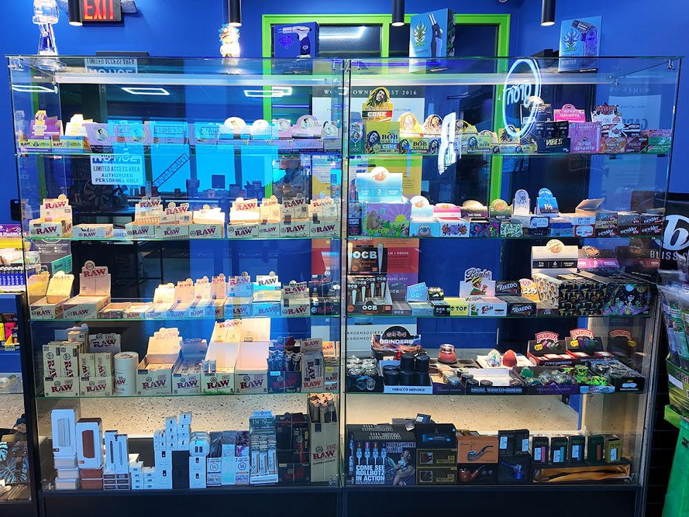 Blulight Cannabis photo 4