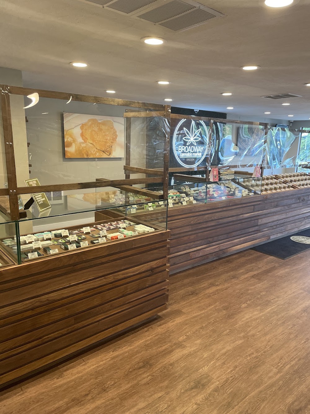Broadway Cannabis Market photo 8