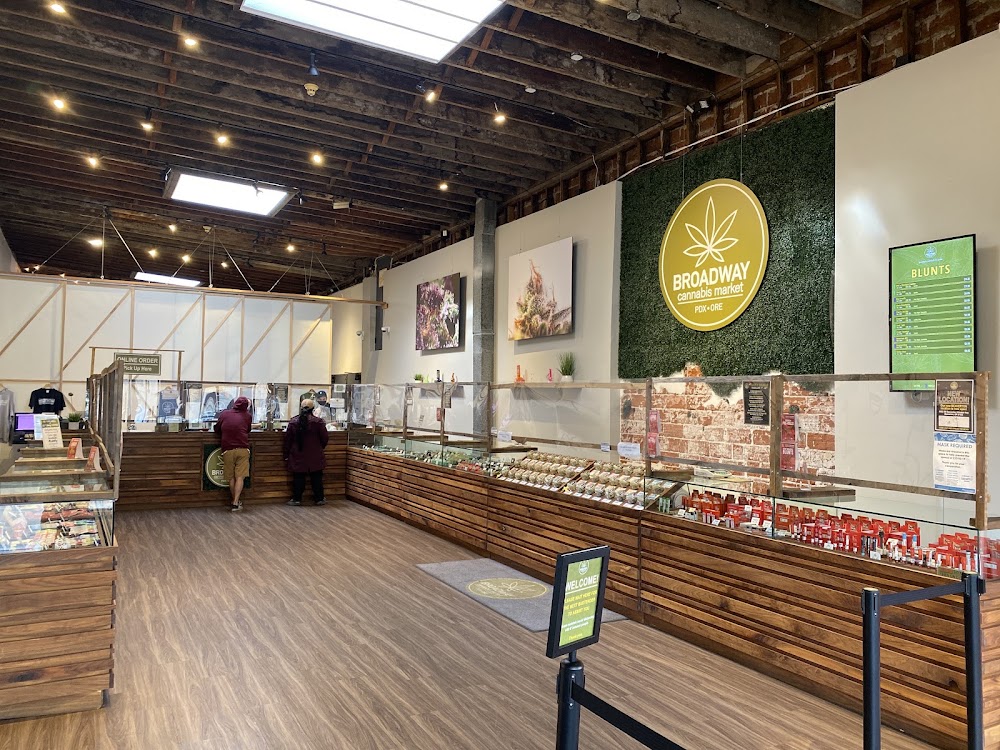 Broadway Cannabis Market photo 2