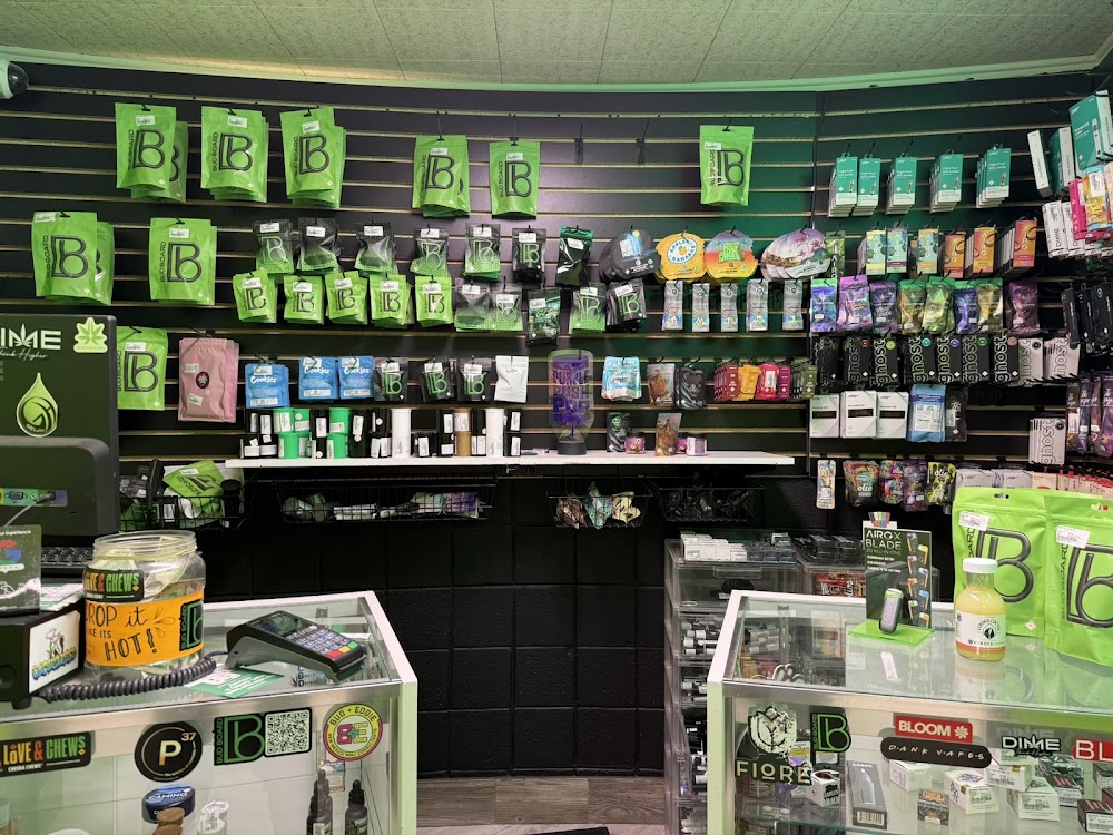 Bud Board Smoke Shop & Dispensary - Canyon photo 4