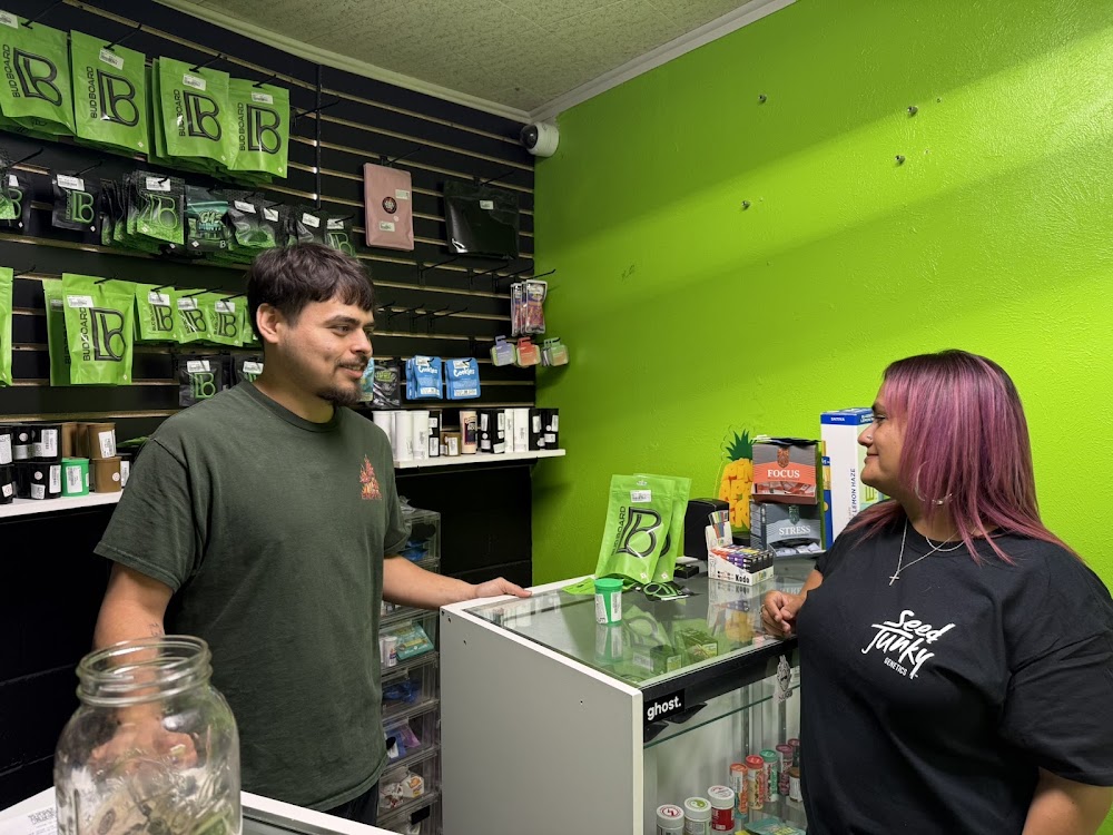 Bud Board Smoke Shop & Dispensary - Canyon photo 7