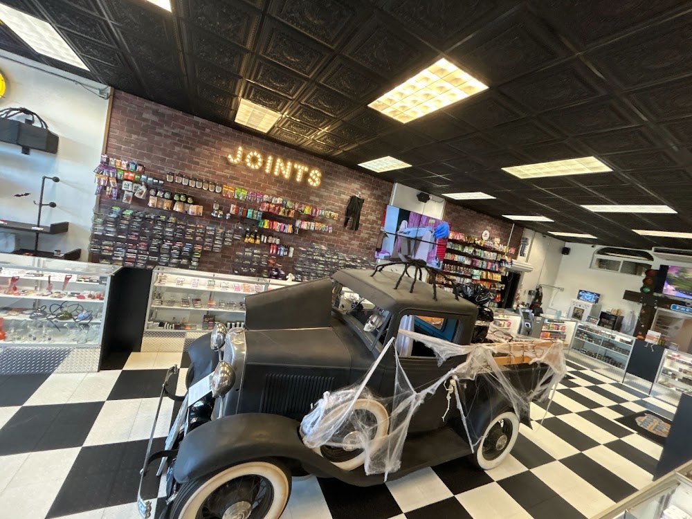 Buds Garage photo 5