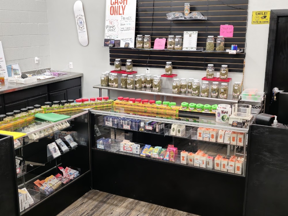 Buds N More Dispensary photo 8
