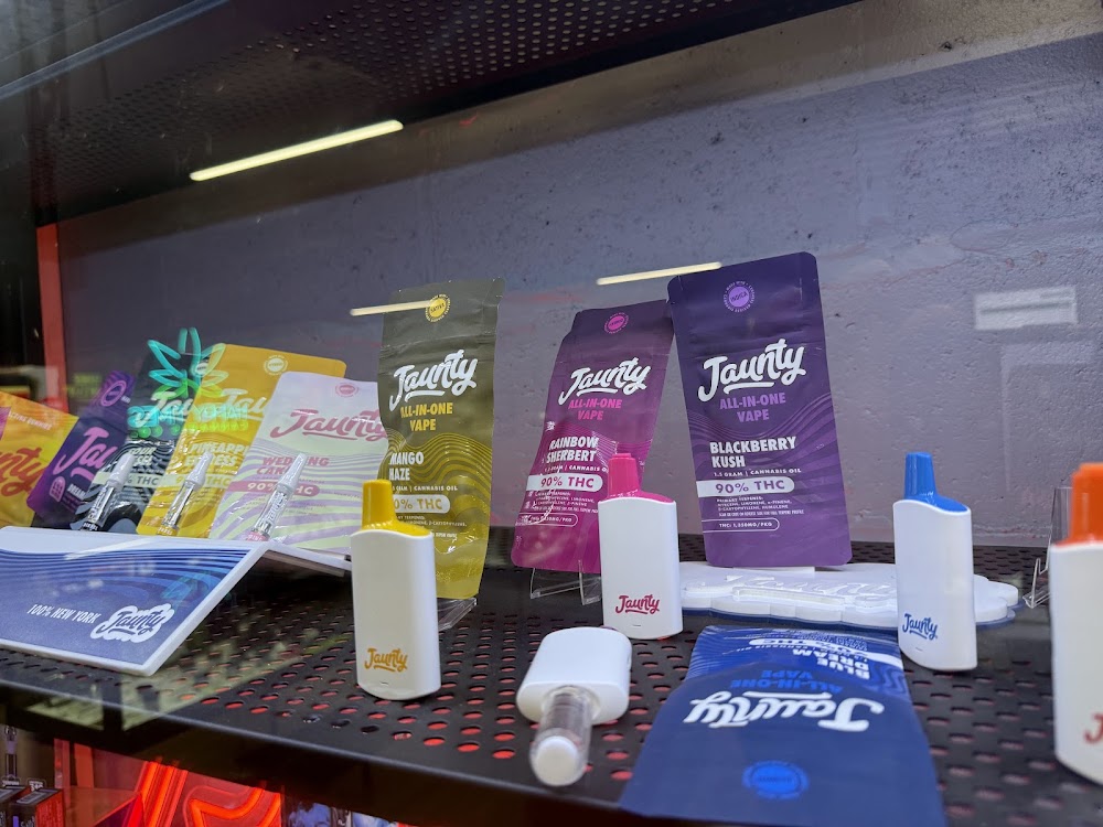 Buffalo Cannabis Outlet photo 4