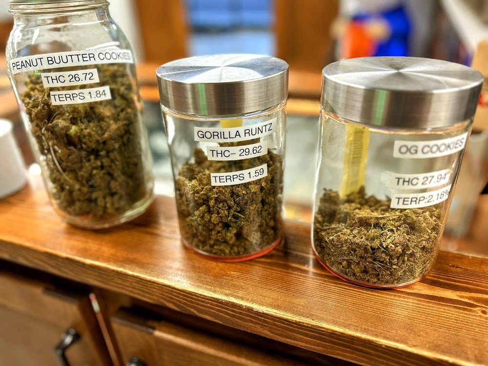 Burns Cannabis Experience photo 1