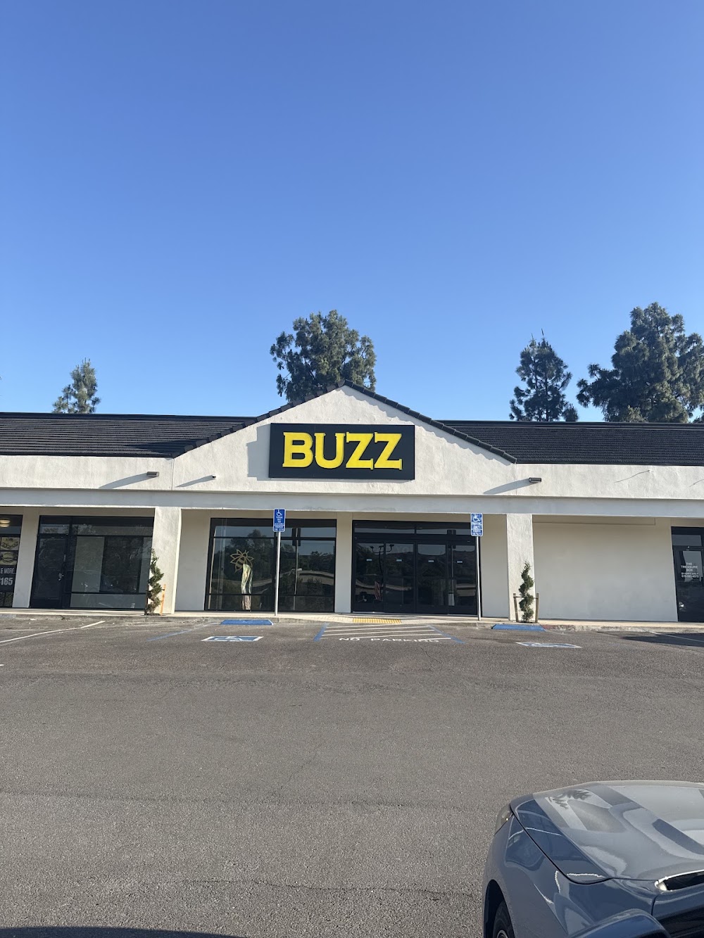 Buzz Cannabis photo 1