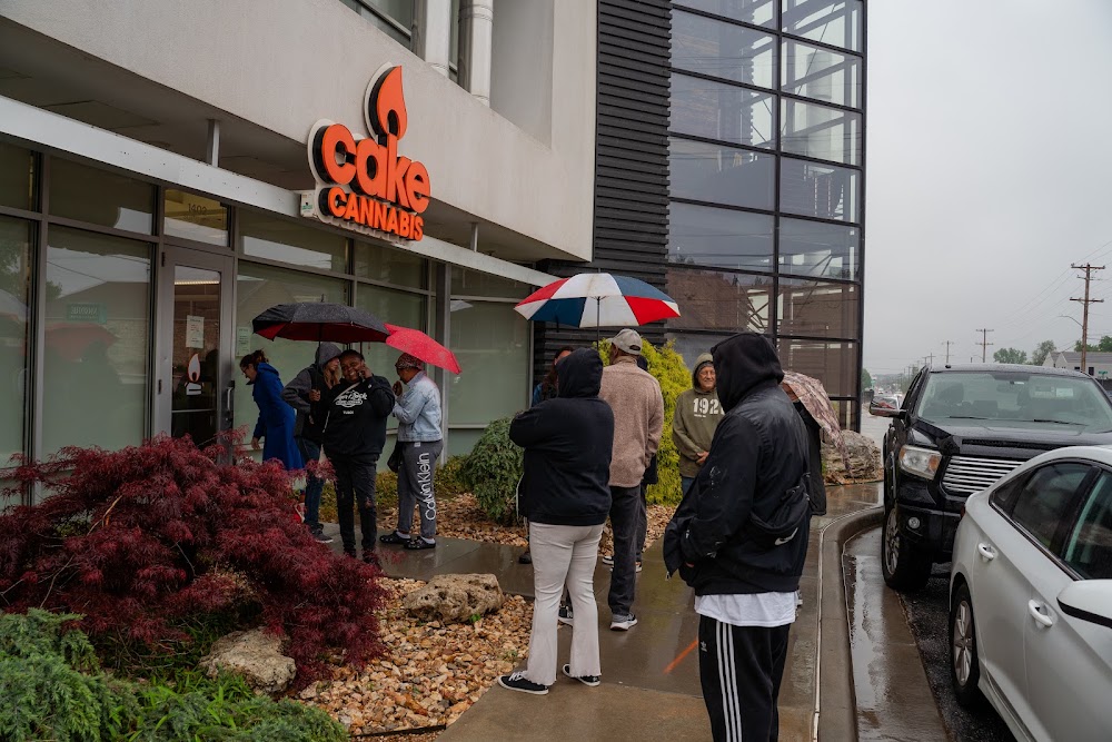 Cake Cannabis Cherry Street + Drive Thru photo 5