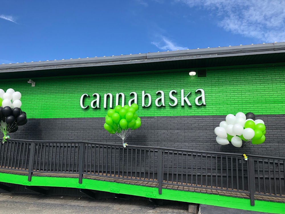 Cannabaska photo 1