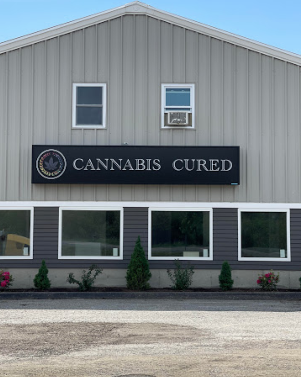 Cannabis Cured Retail photo 1