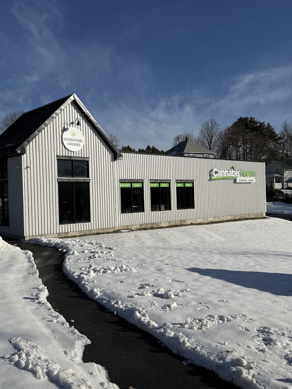Cannabis Haven Lewiston 1240 Lisbon St photo 4