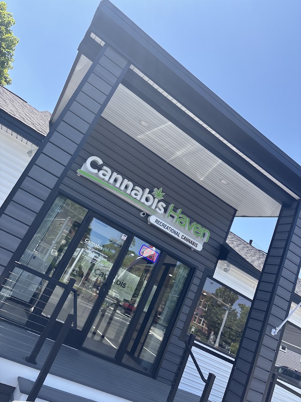 Cannabis Haven Portland 1236 Congress St photo 4
