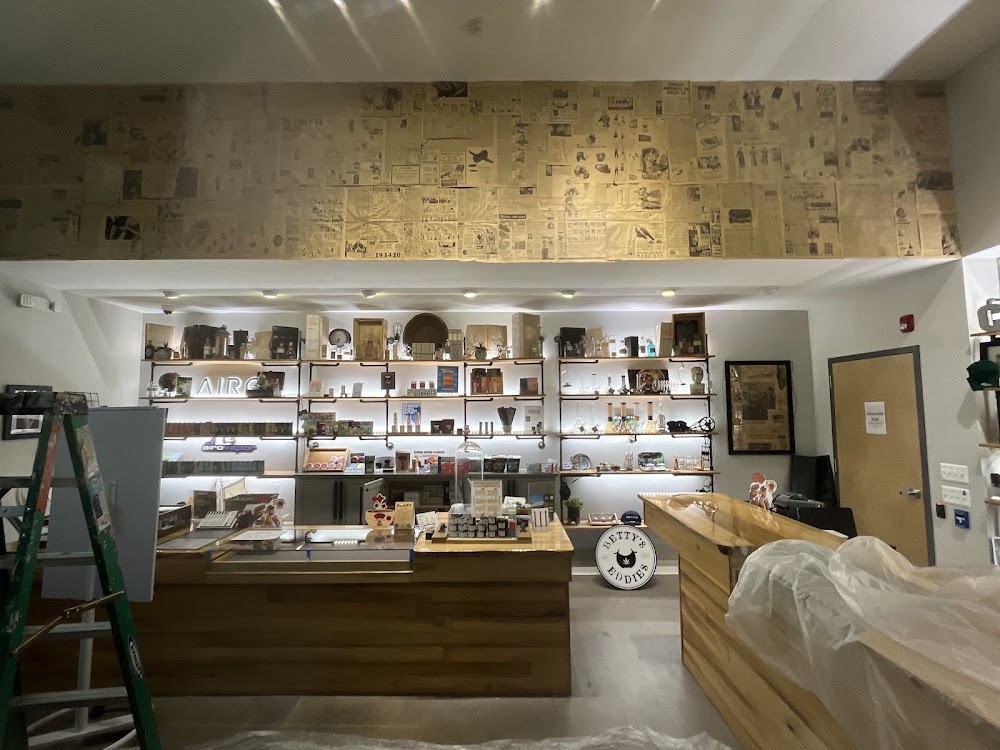 Chesapeake Apothecary - White Plains photo 5