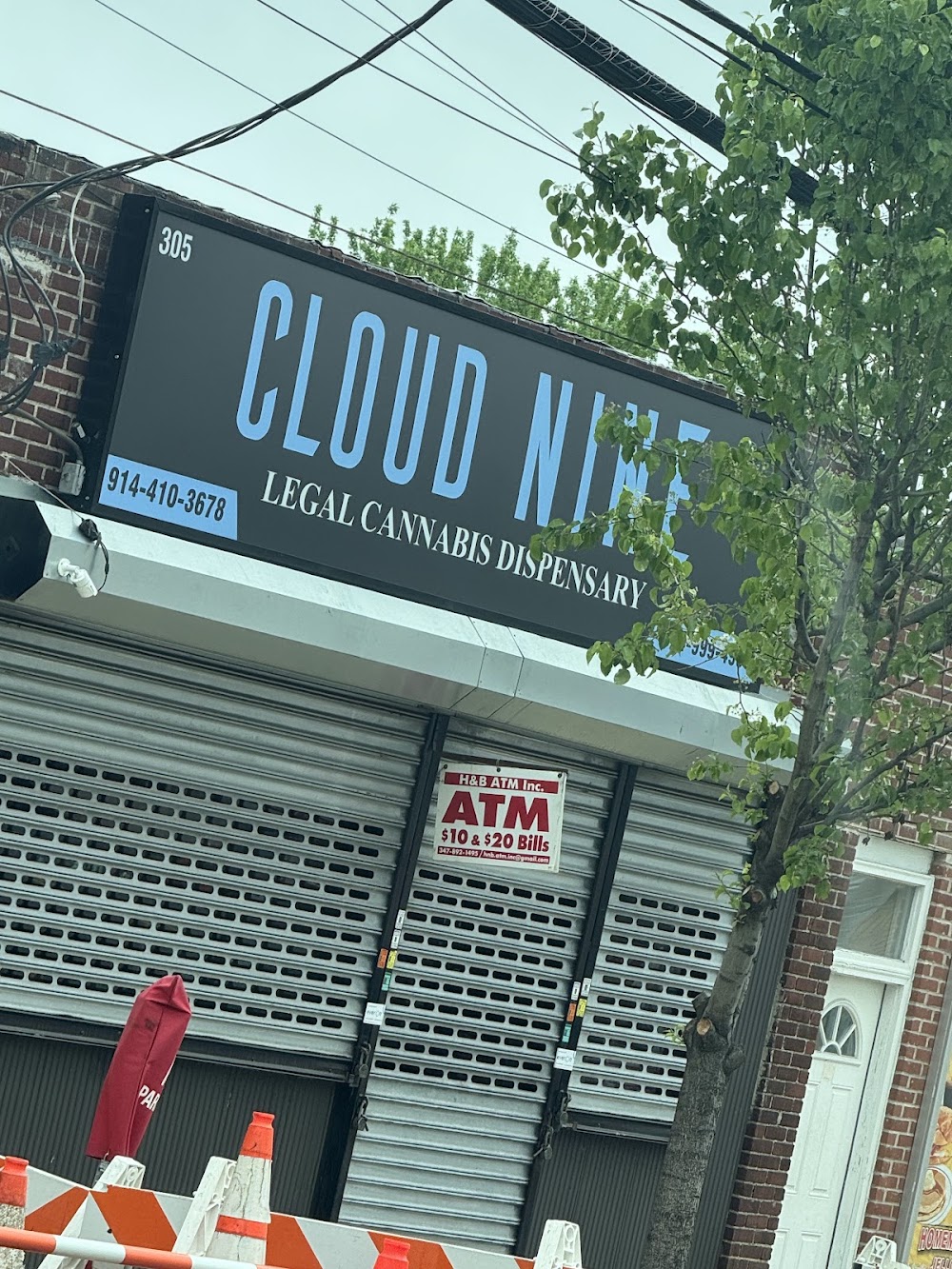 Cloud 9 Smoke & Gift Shop photo 5