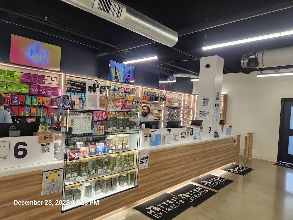 Cloud Cannabis Company photo 5