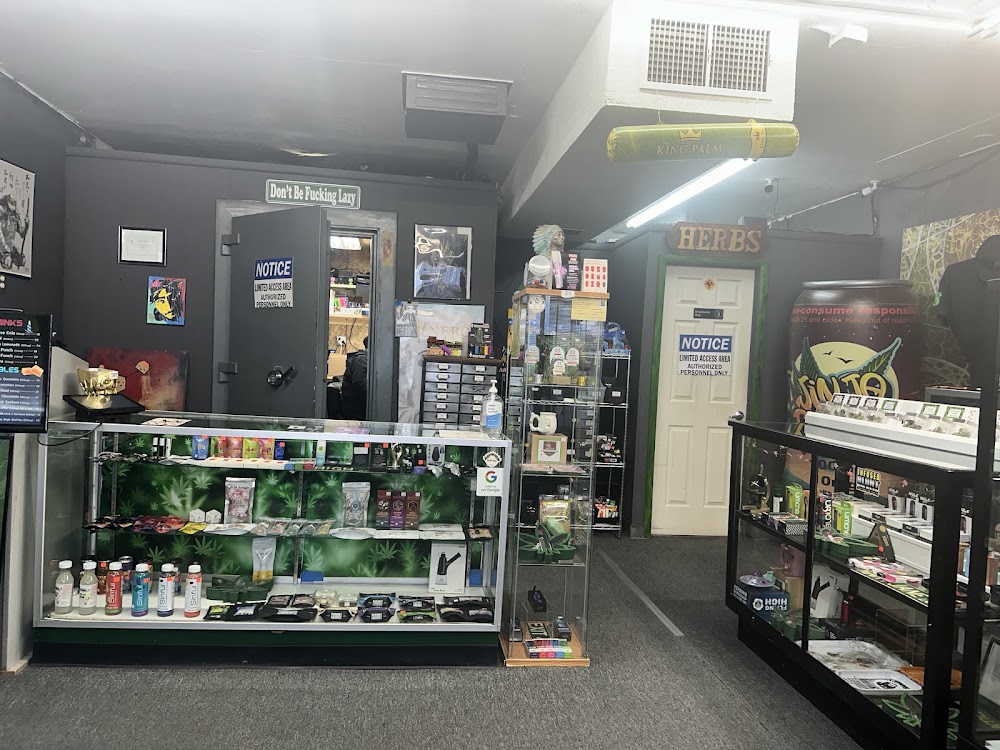Cmc Cannabis Dispensary photo 8