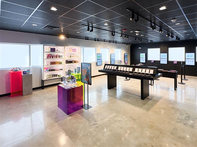 Codes Cannabis Dispensary - Kirksville photo 4