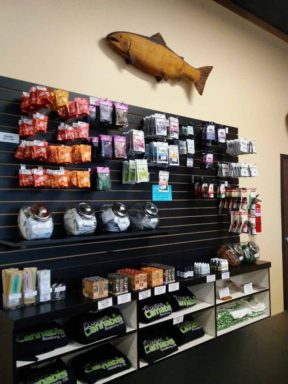 Cougar Cannabis photo 2