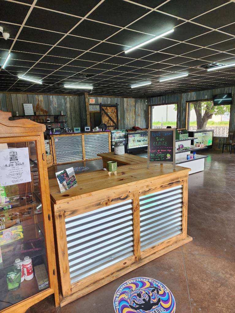 Country Cannabis Outlet Store photo 4