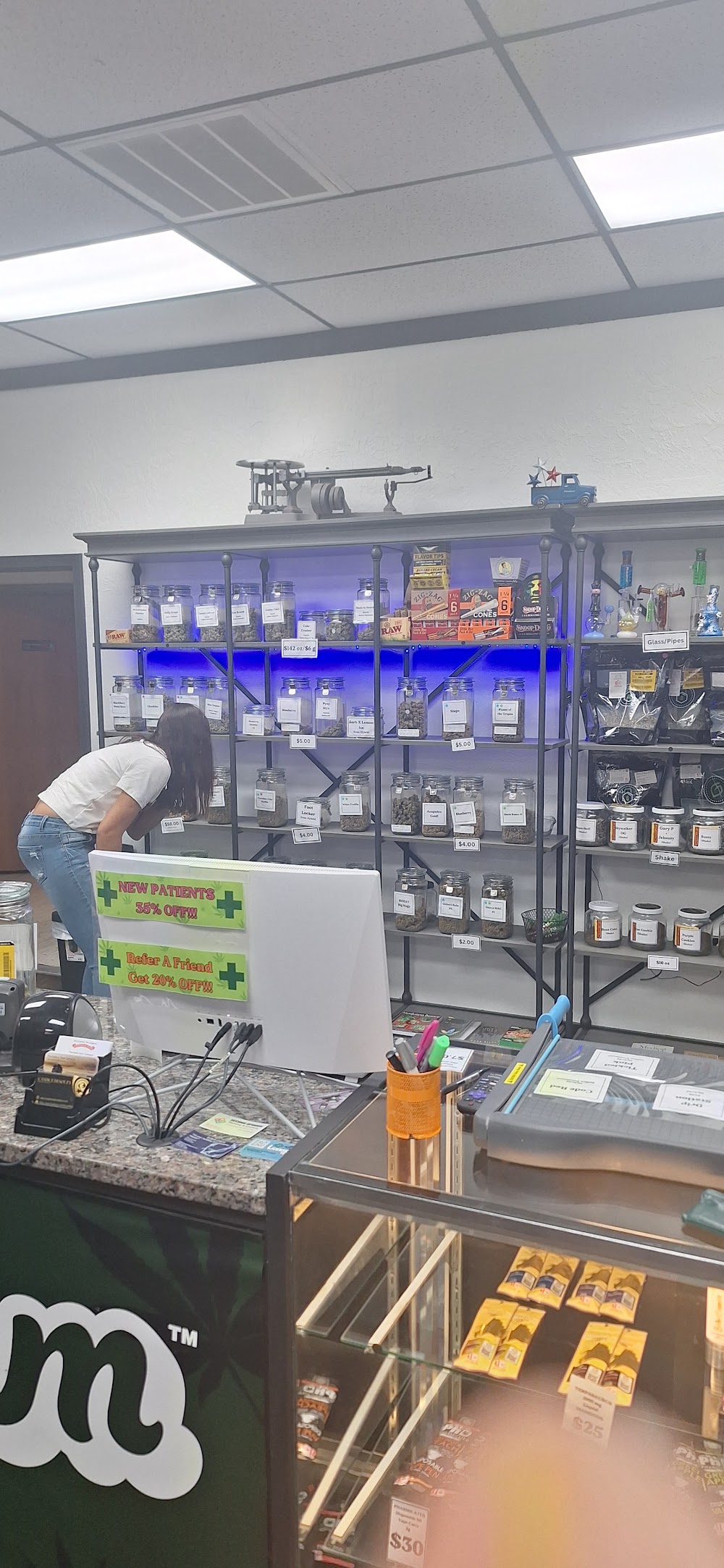 Cream Dispensary photo 7