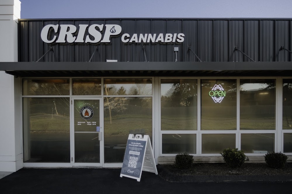 Crisp Cannabis photo 3