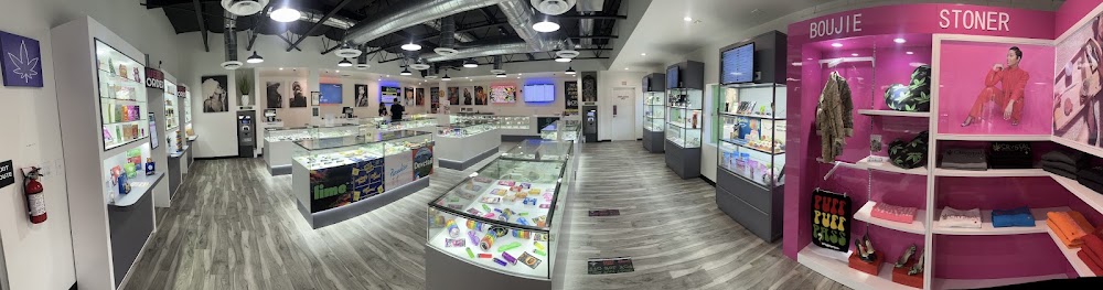 Crystal Nugs Shop photo 5