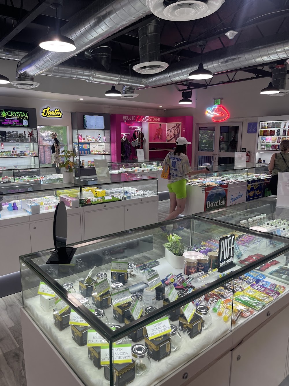 Crystal Nugs Shop photo 8